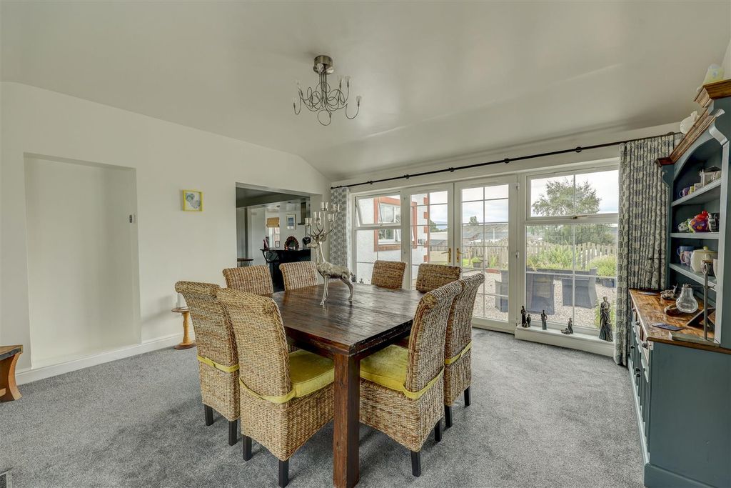 Property photo 2 of 28 2