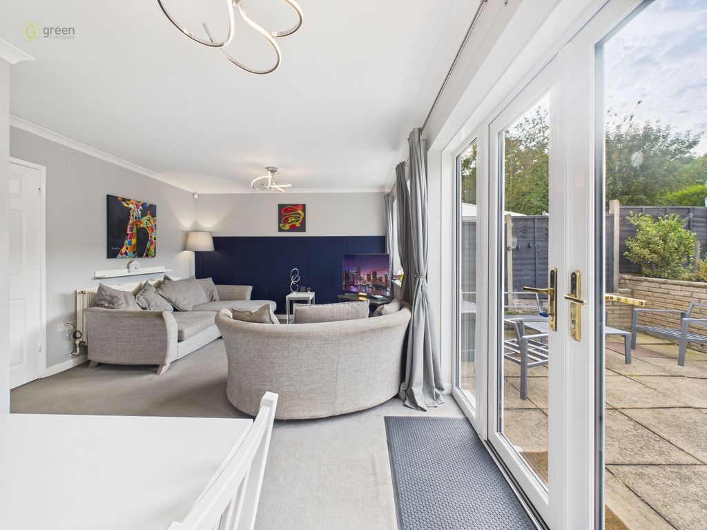 Property photo 2 of 11