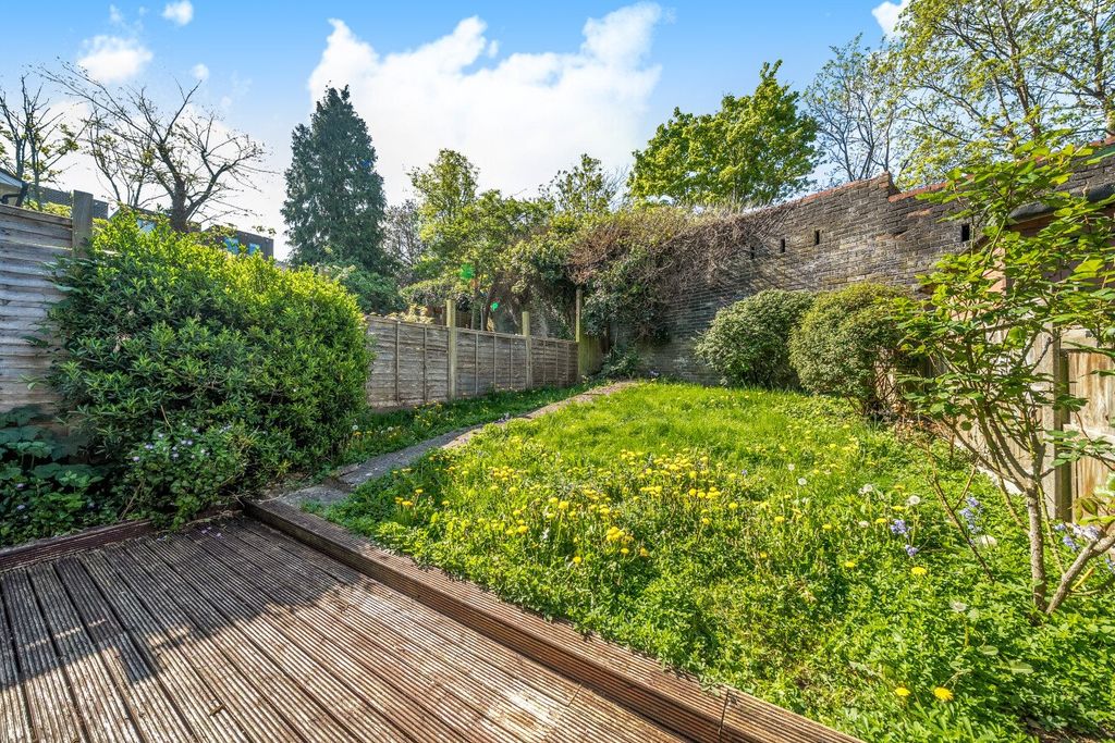 Property photo 3 of 20 Picture No. 12