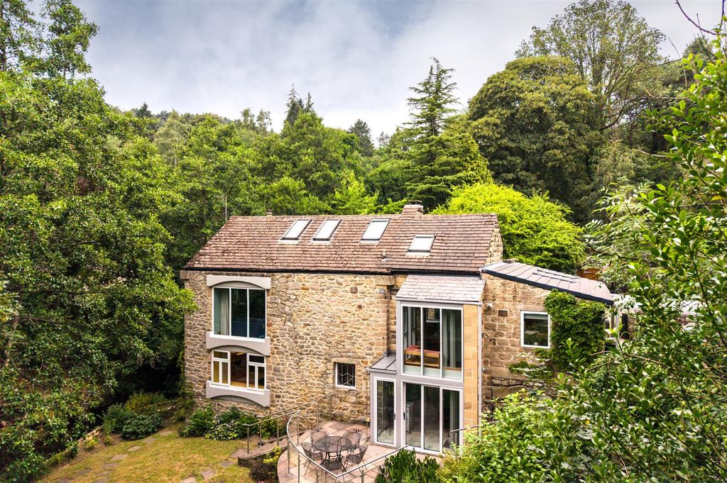 Property photo 1 of 37 Exterior And Gardens