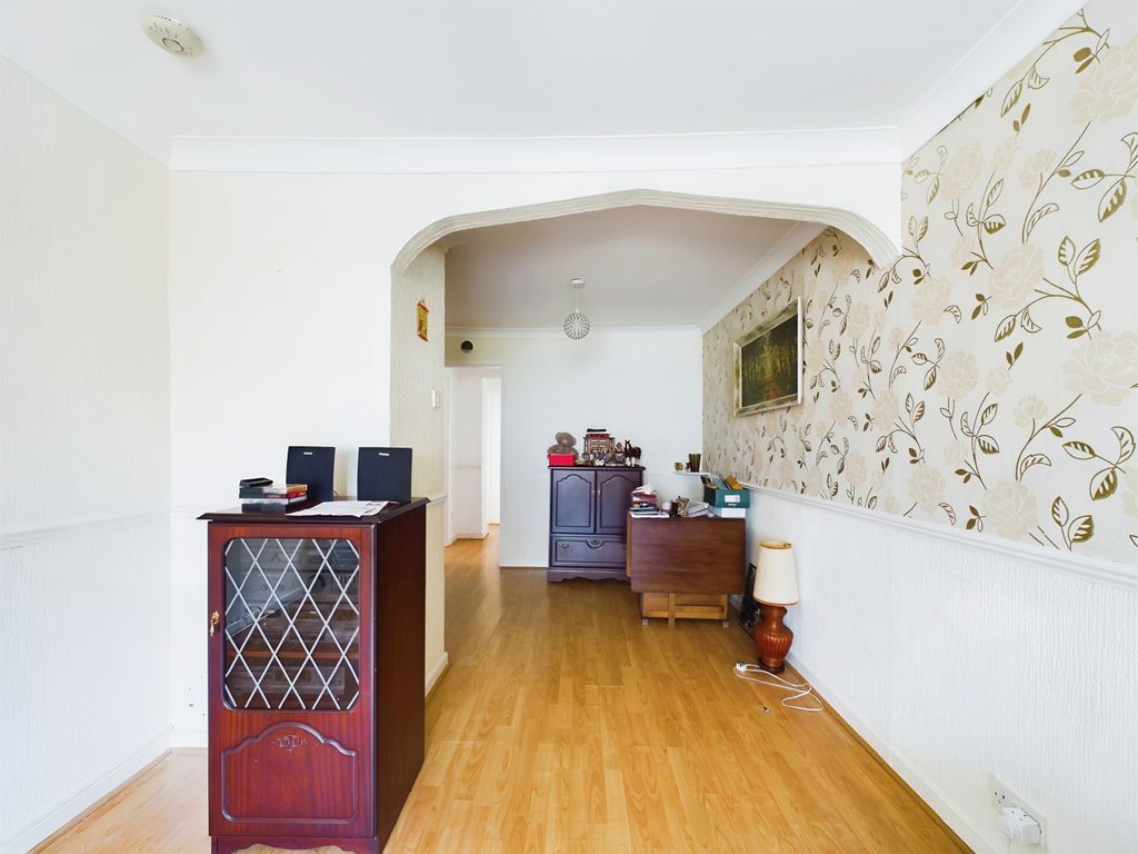 Property photo 3 of 22
