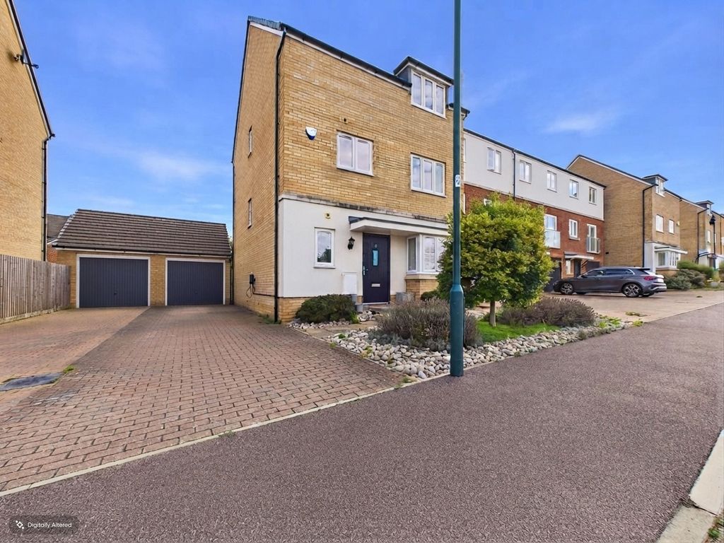 Property photo 1 of 24