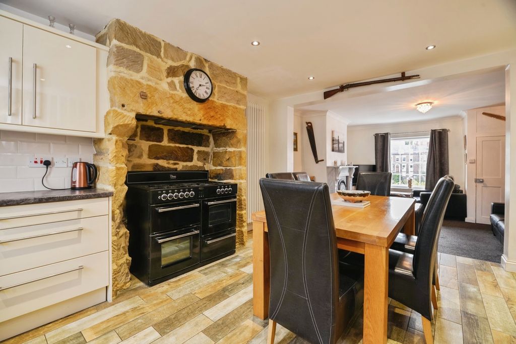 Property photo 2 of 24 Photo