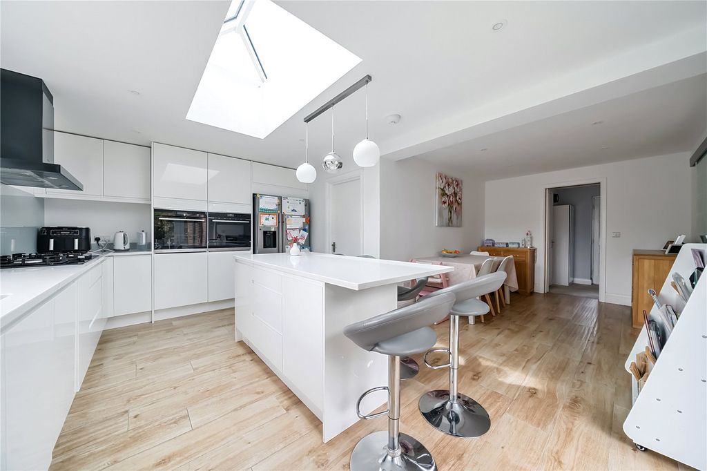 Property photo 3 of 13 Kitchen