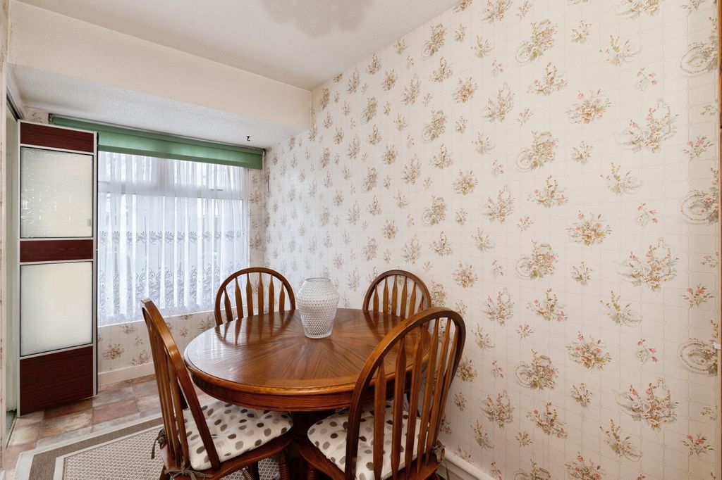 Property photo 3 of 19 Pbox-Img.Jpg