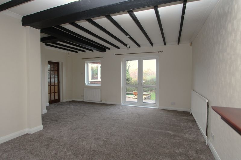 Property photo 3 of 12 Photo 13