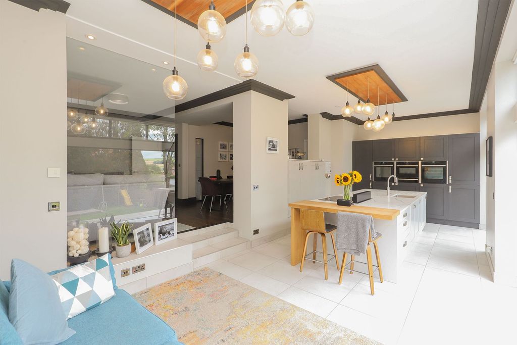 Property photo 1 of 49