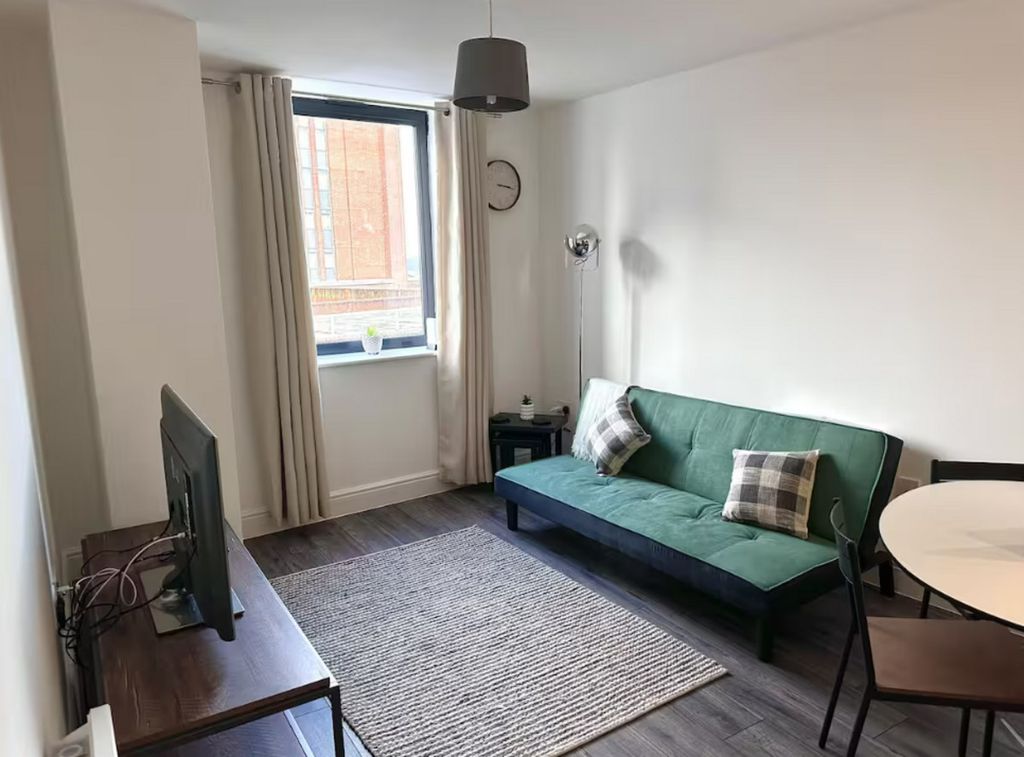 Property photo 3 of 7