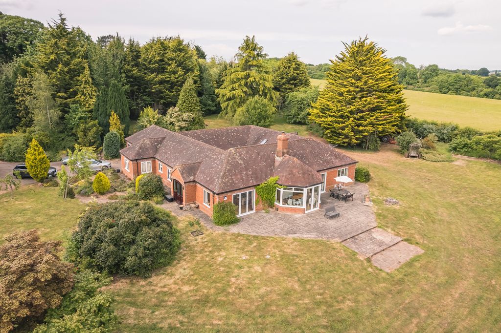 Property photo 1 of 20 Picture No. 27