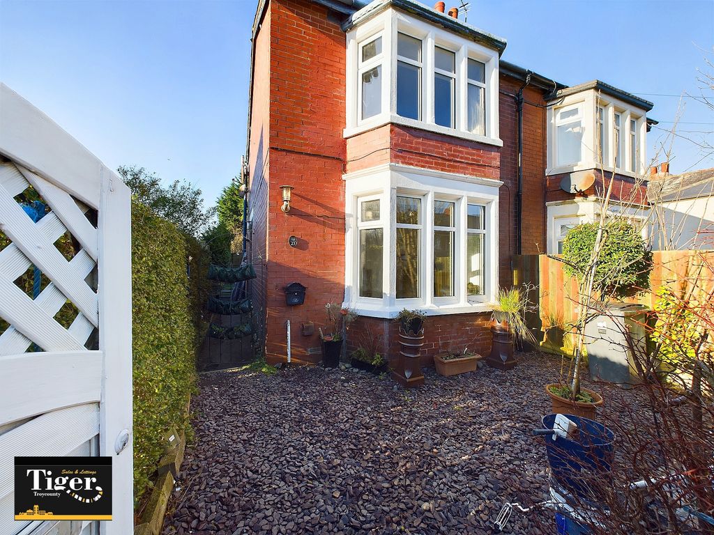 Property photo 1 of 23 Cam03440G0-Pr0252-Still037