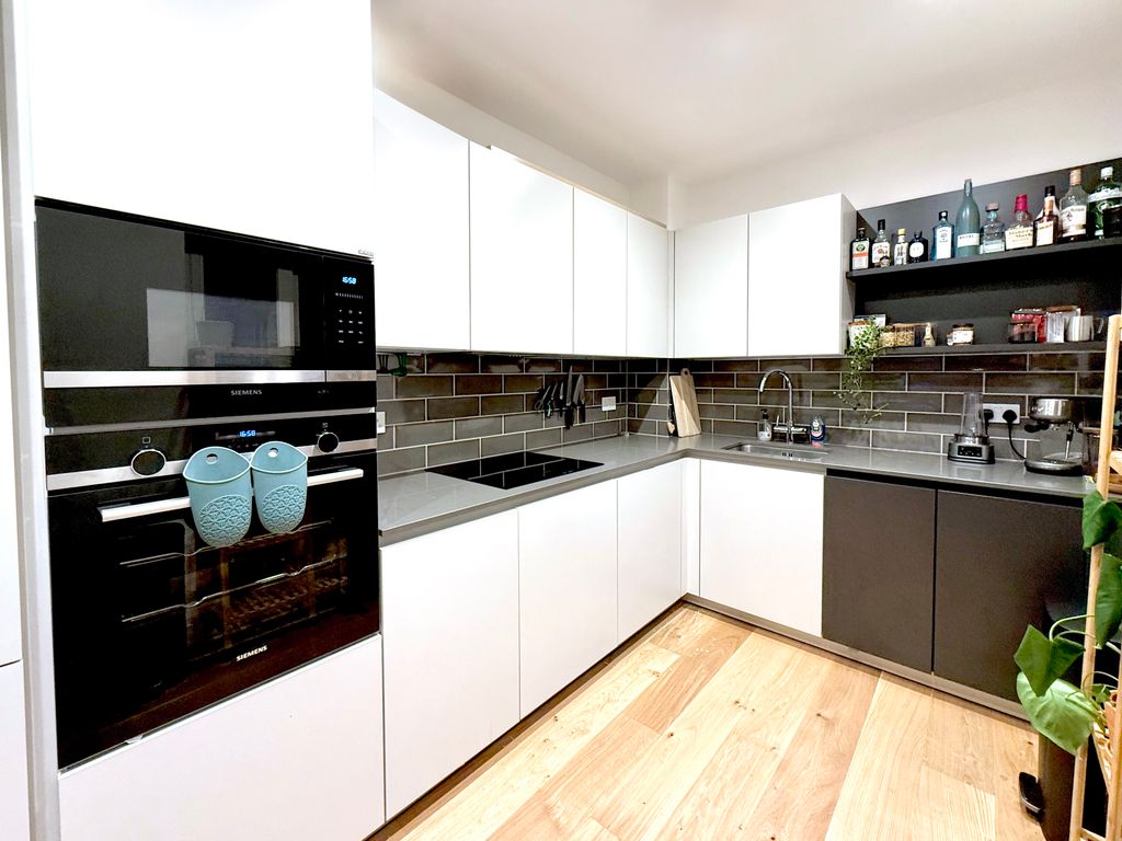 Property photo 3 of 12 5.Jpg