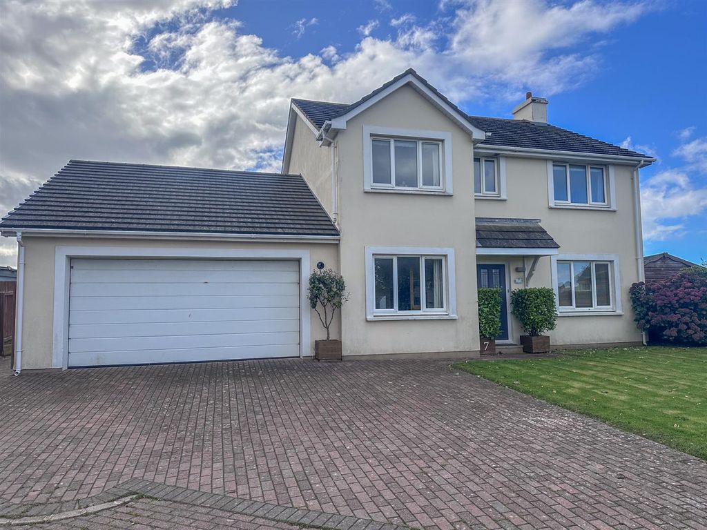 Property photo 1 of 38 7 Cleiy Rhennee (35).Jpg