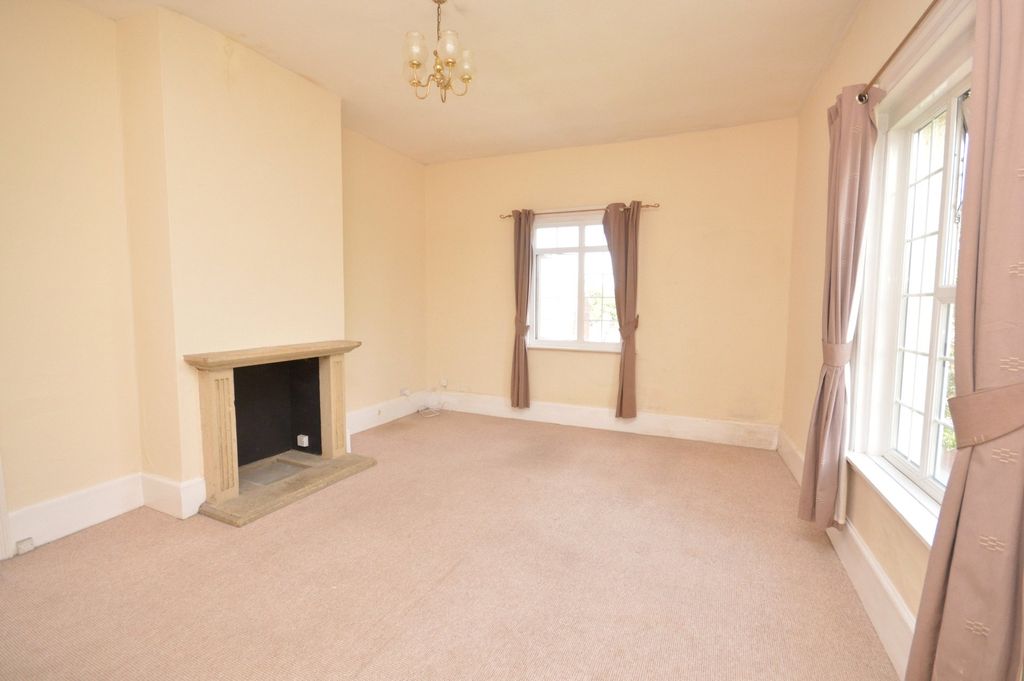 Property photo 2 of 8 Living Room