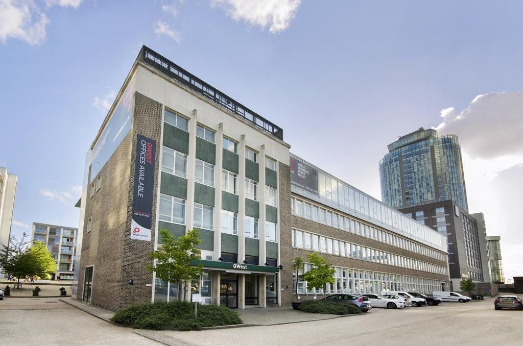 Property photo 1 of 9 Q West  Brentford 1.Jpg
