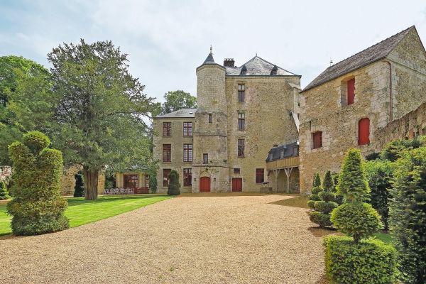 Property photo 1 of 3