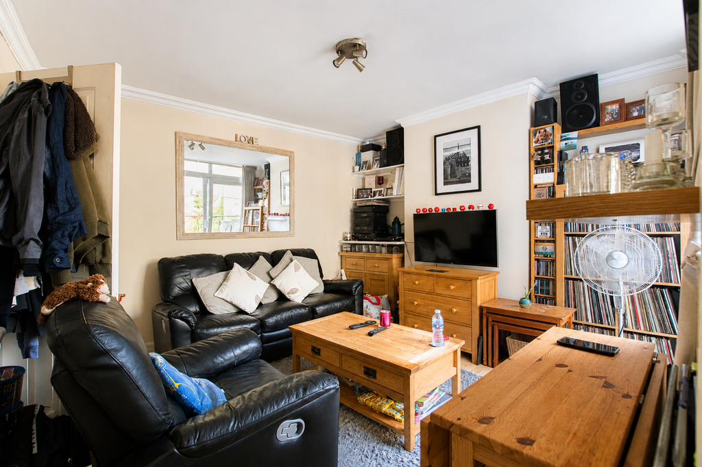 Property photo 2 of 13