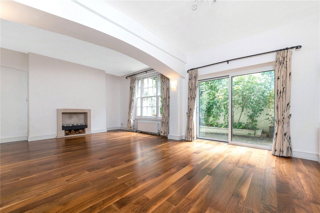 Property photo 2 of 18 Picture No. 20