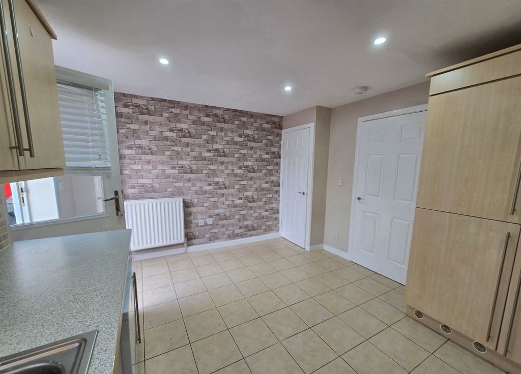 Property photo 3 of 13 Breakfast Area