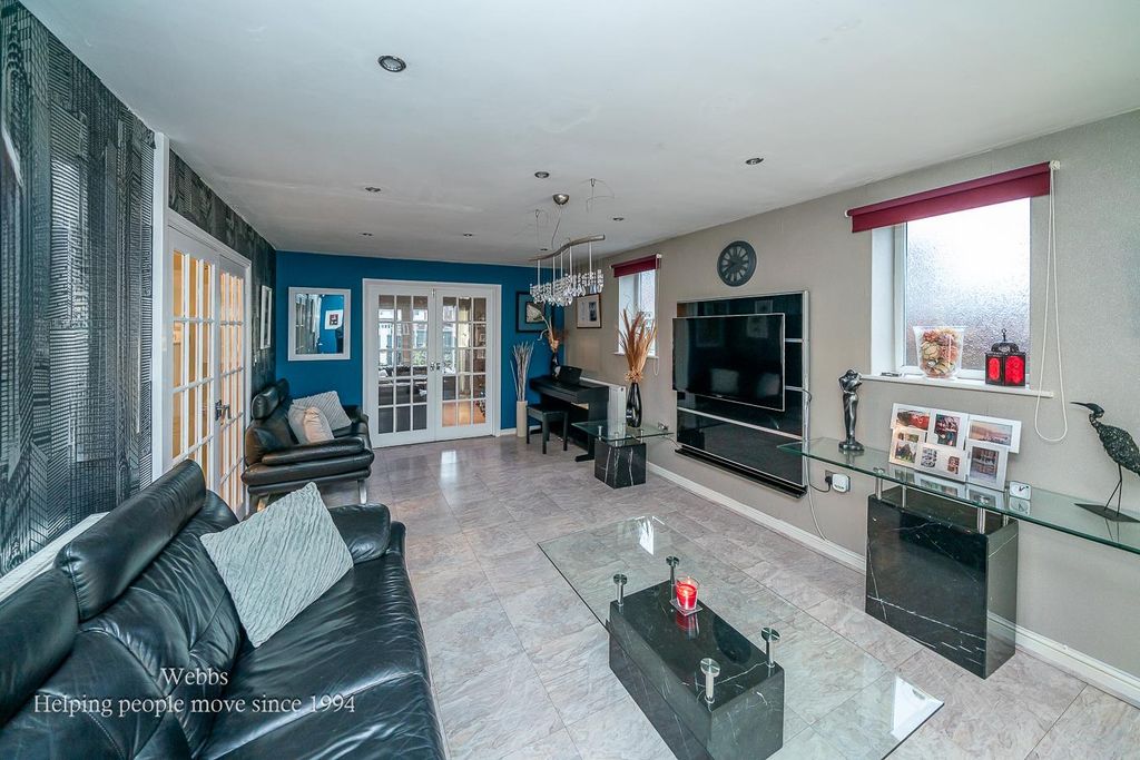 Property photo 2 of 31 Webbs-120.Jpg