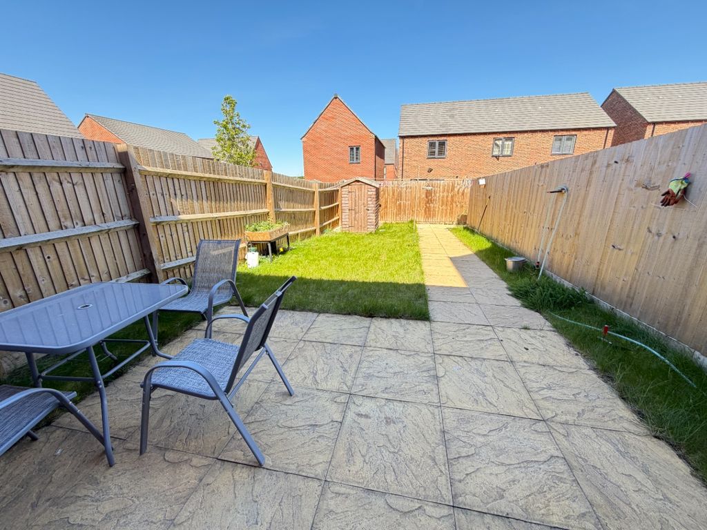 Property photo 2 of 17 5051891
