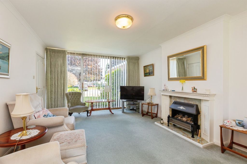 Property photo 3 of 18