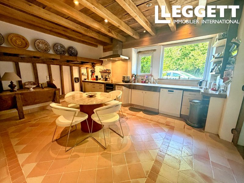 Property photo 3 of 10