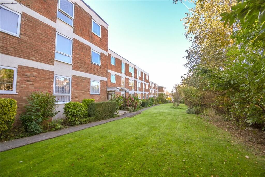Property photo 1 of 17