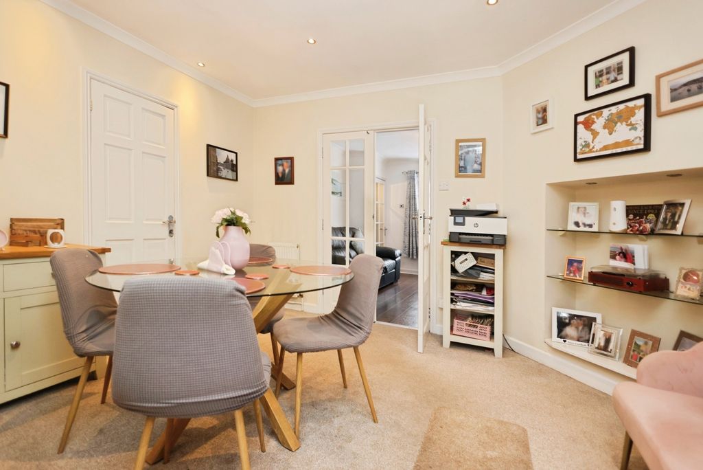 Property photo 2 of 18 Pbox-Img.Jpg