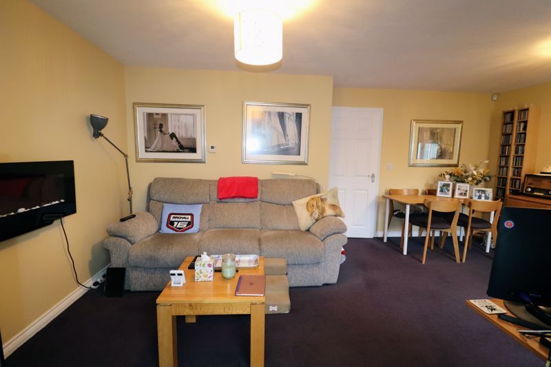 Property photo 2 of 15 Lounge/ Diner