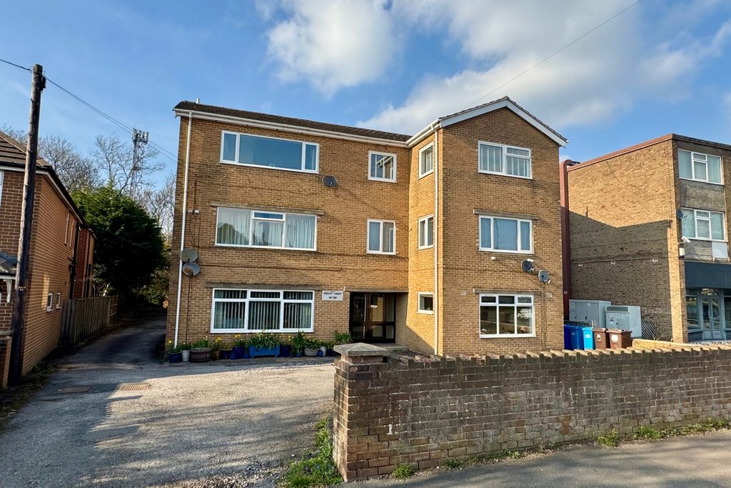 Property photo 1 of 10 Front External