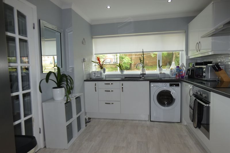 Property photo 3 of 14 Kitchen