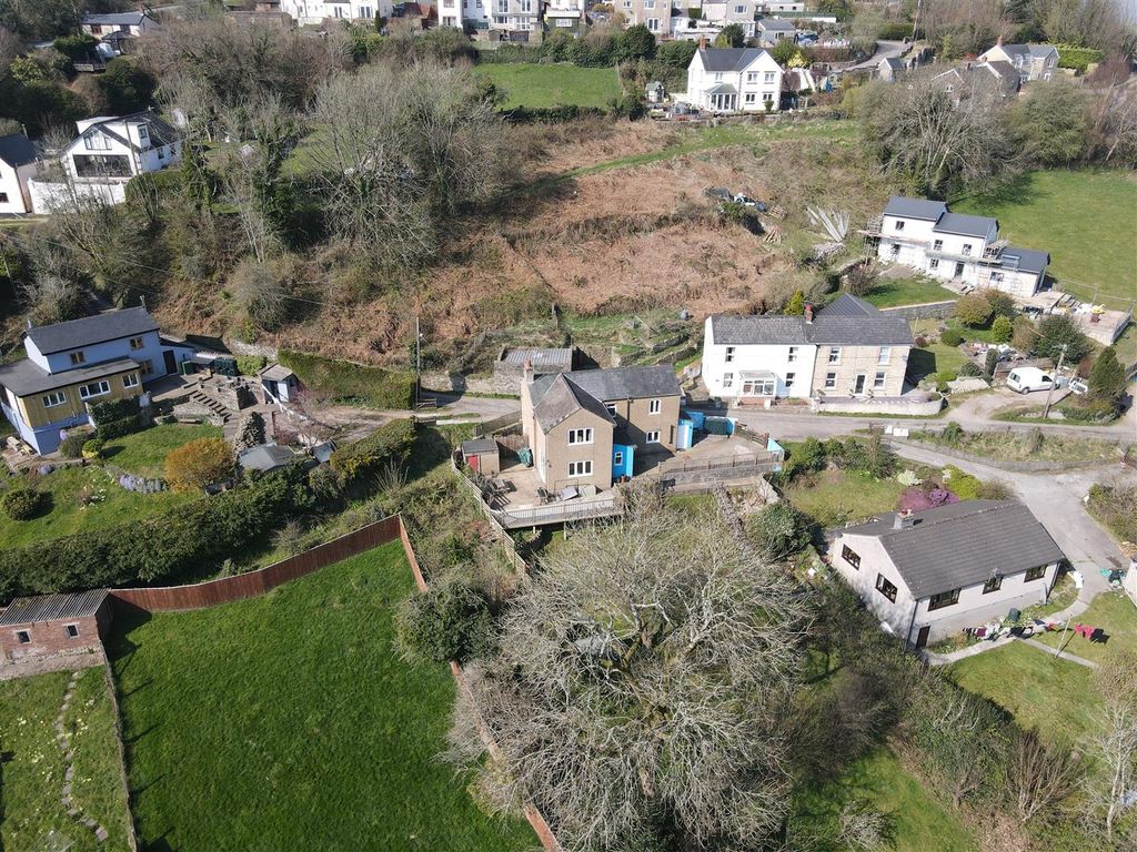 Property photo 1 of 37