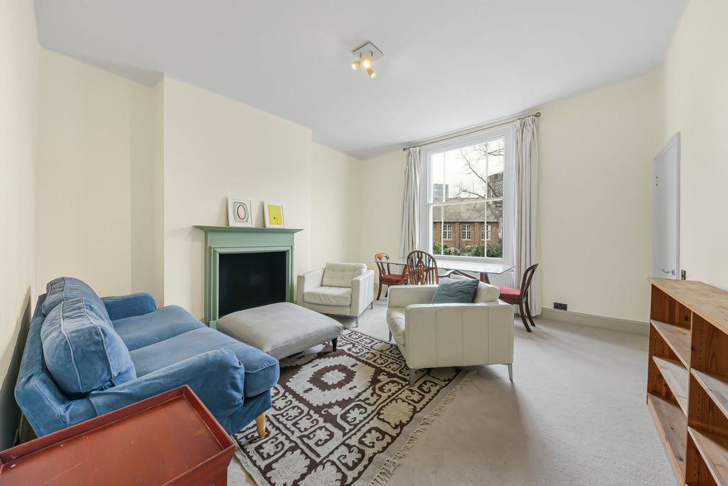 Property photo 2 of 9