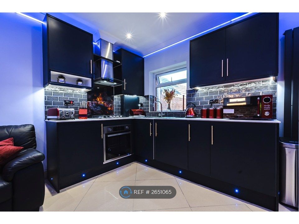 Property photo 3 of 24