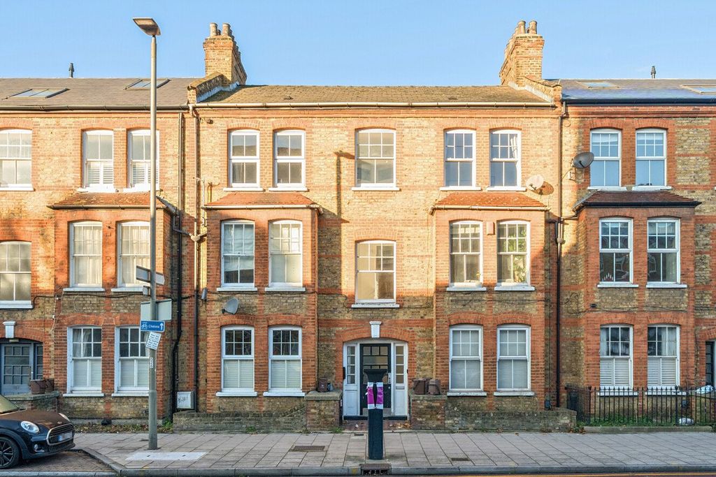 Property photo 2 of 15 Picture No. 35