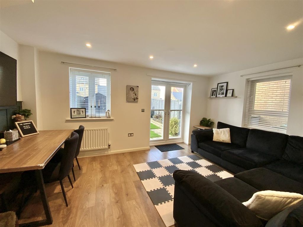 Property photo 2 of 11 Img_1775.Jpeg