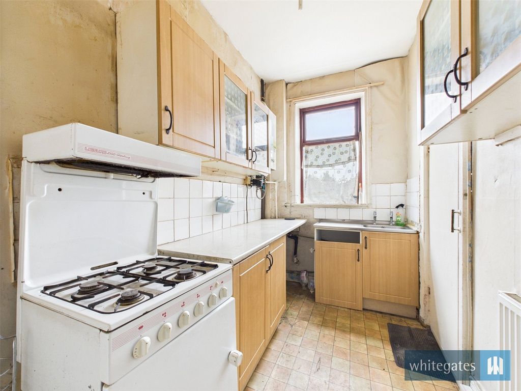 Property photo 3 of 10 Picture No. 04