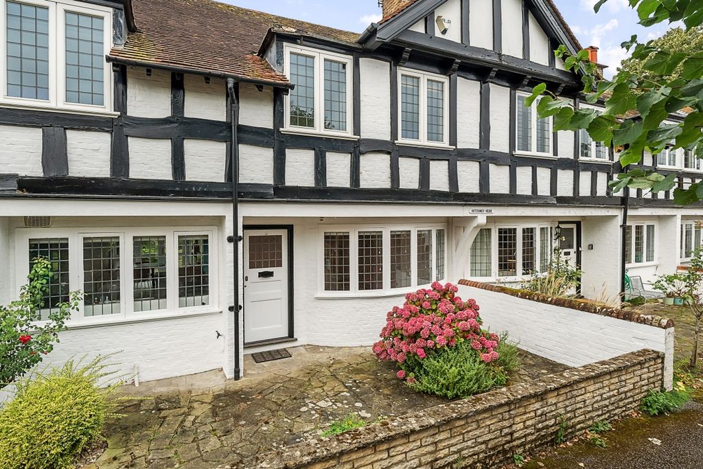 Property photo 2 of 23 1173289 (1)