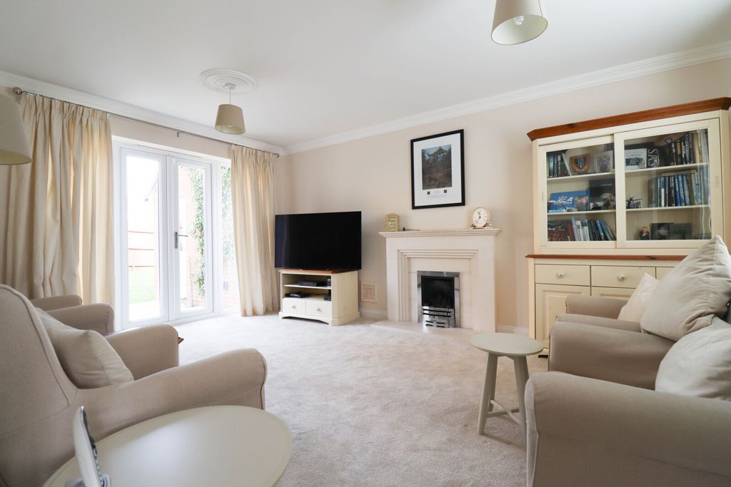 Property photo 3 of 22 Picture No. 79