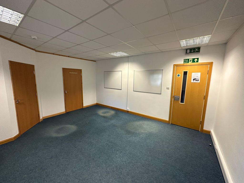 Property photo 3 of 4