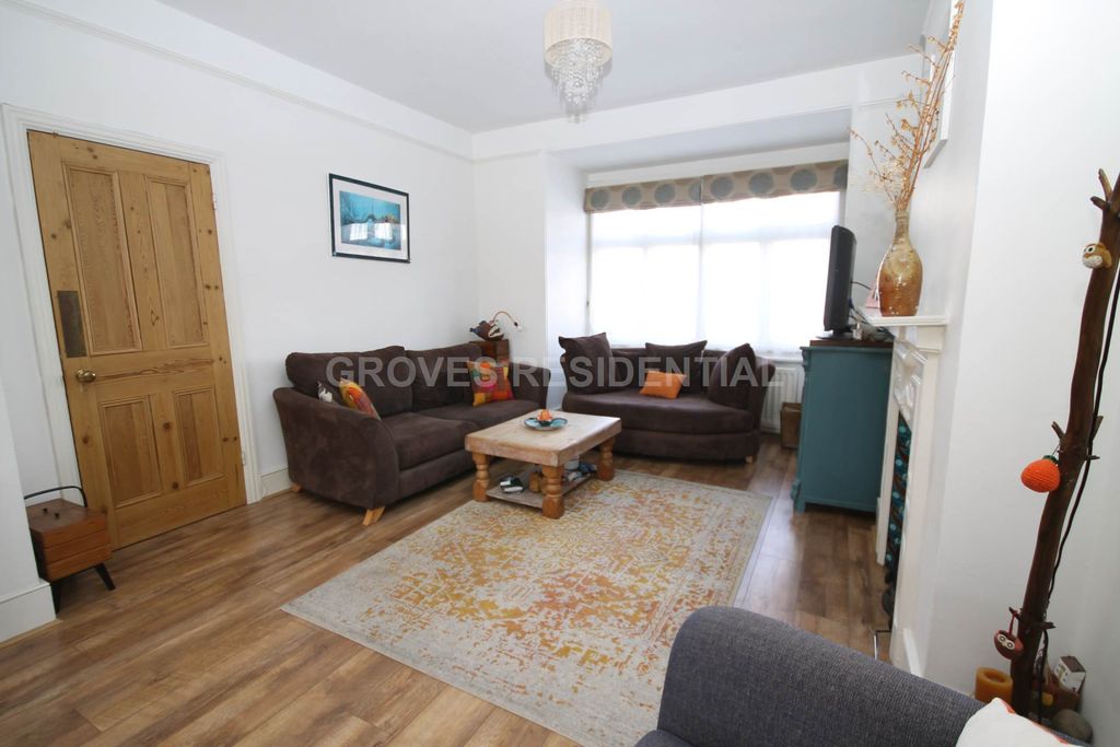 Property photo 3 of 22