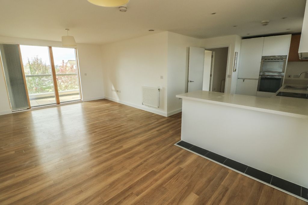 Property photo 2 of 12 4-Img_9929