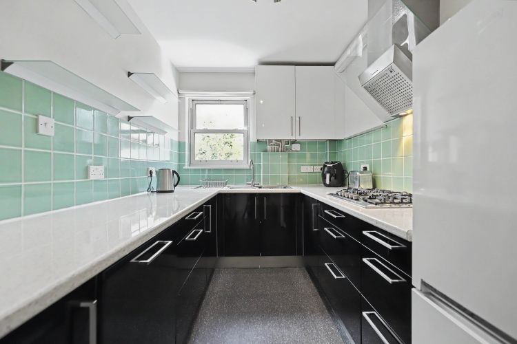 Property photo 2 of 10 329252