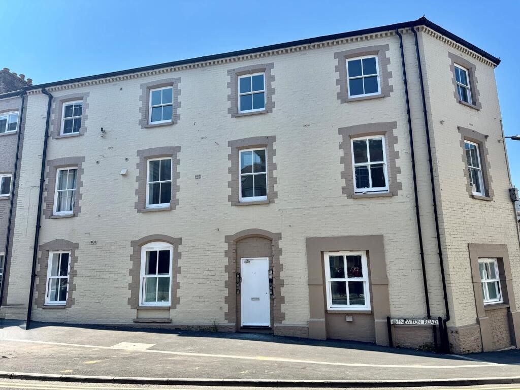 Property photo 1 of 5