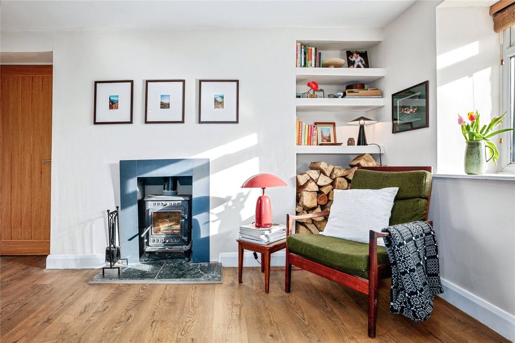 Property photo 3 of 21 Picture No. 22