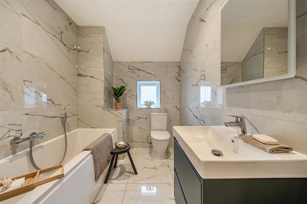 Property photo 3 of 39 Bathroom 2.Jpg