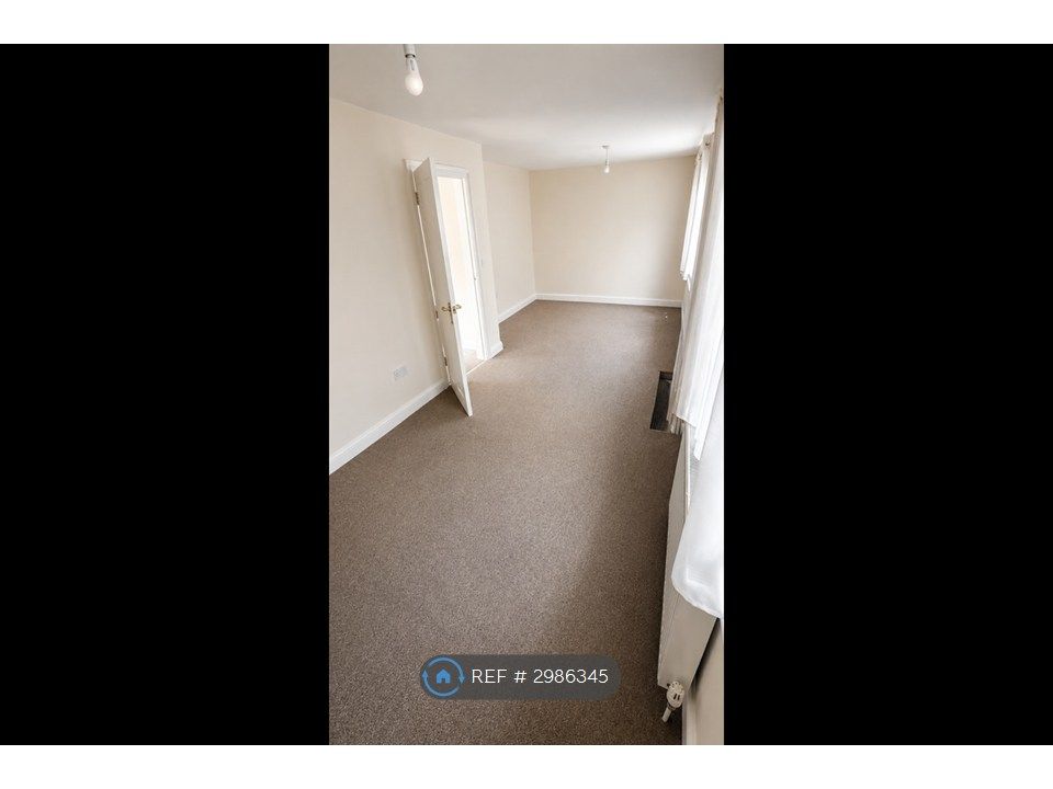 Property photo 2 of 8 Living Room (Alternate Angle)