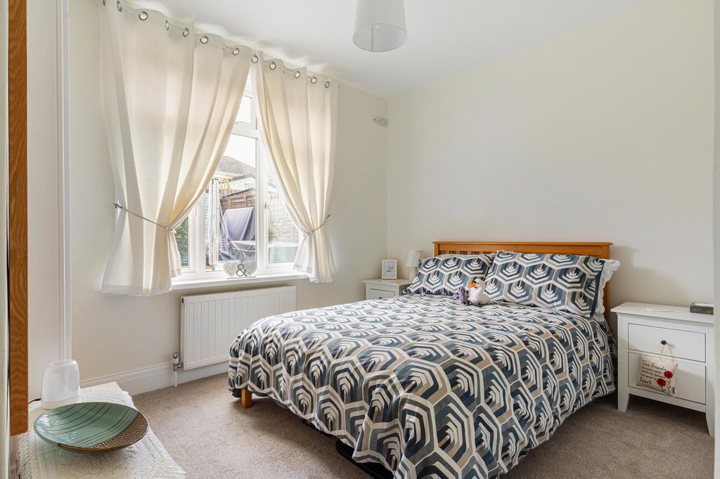 Property photo 3 of 22