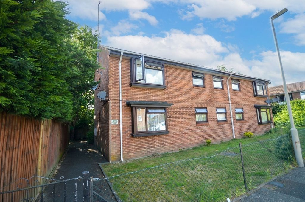 Property photo 1 of 6