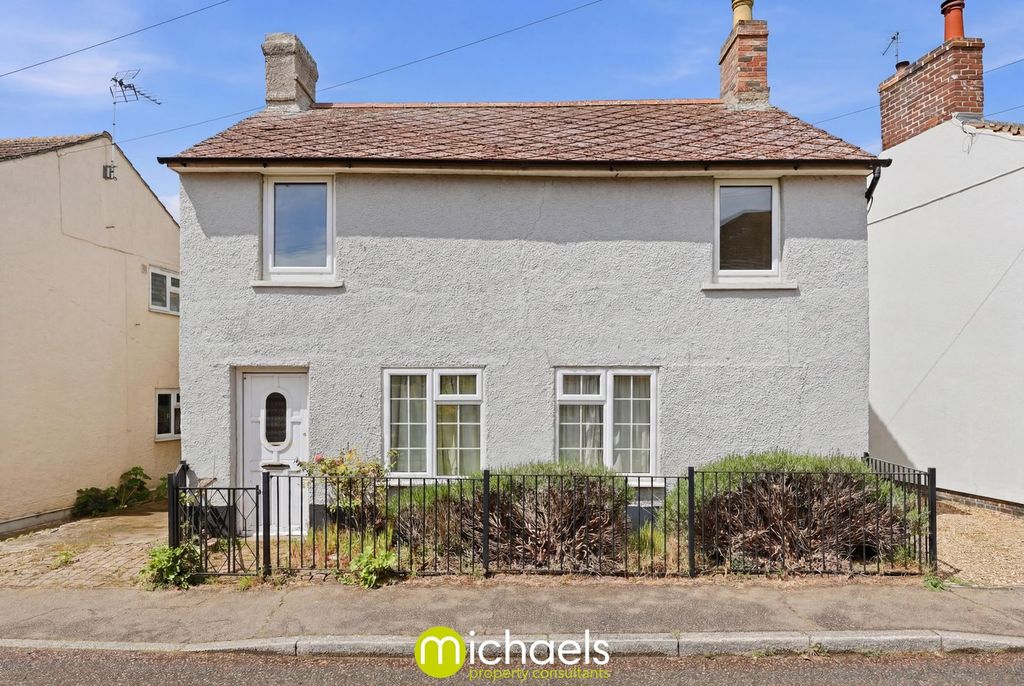 Property photo 2 of 34